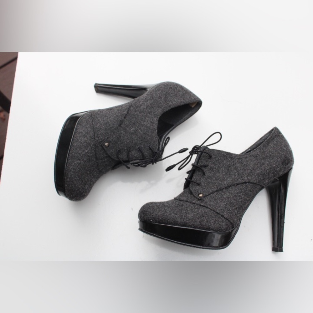 Stuart Weitzman booties - Picture 4 of 10